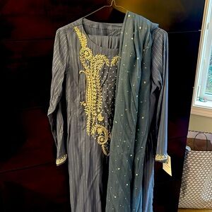 Beautiful Pakistani style pant suit. Never worn with tags.